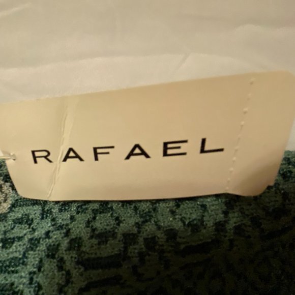 Rafael Sleeveless Sweater Size L Teal NWT - Picture 5 of 7